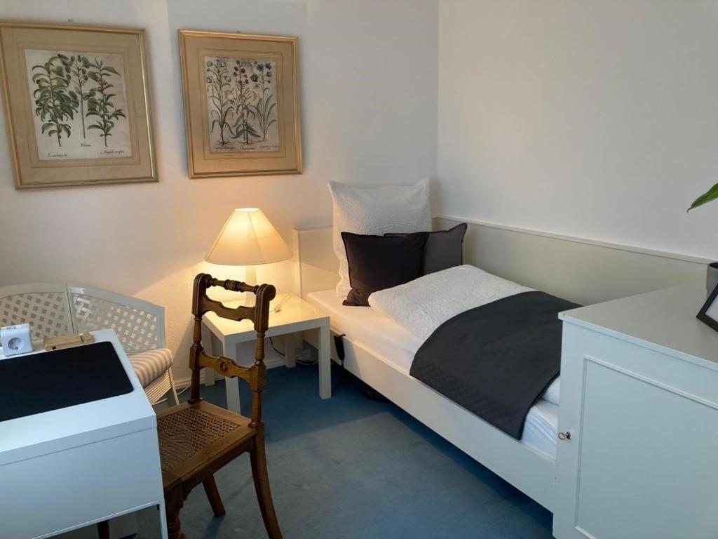 Schoenes Zimmer In Guter Lage In Aalen/Unterkochen Εξωτερικό φωτογραφία